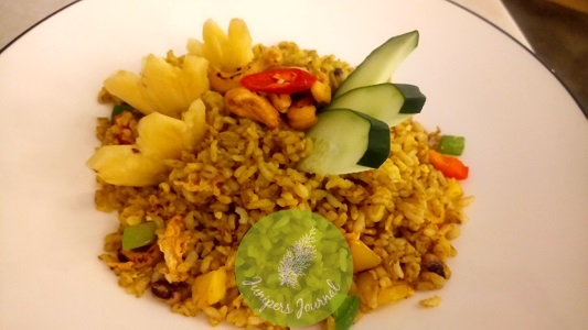 Pineapple fried rice