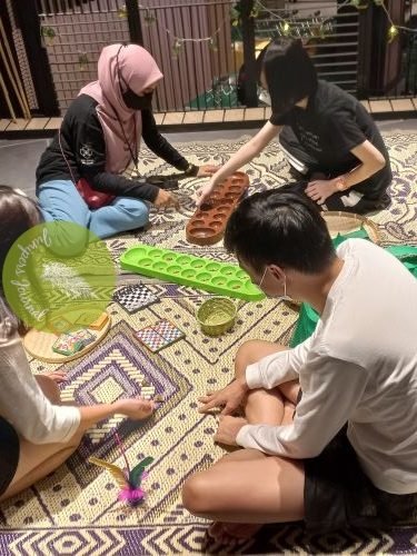 Play old school games @ Malaysia Grand Bazaar