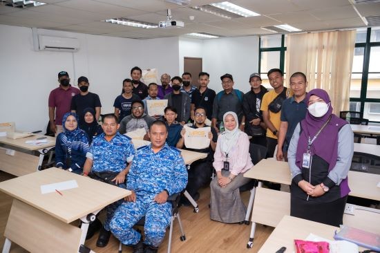 ShopeeFood Riders To Benefit From The Rakan Penghantar Programme On The Importance Of Road And Personal Safety